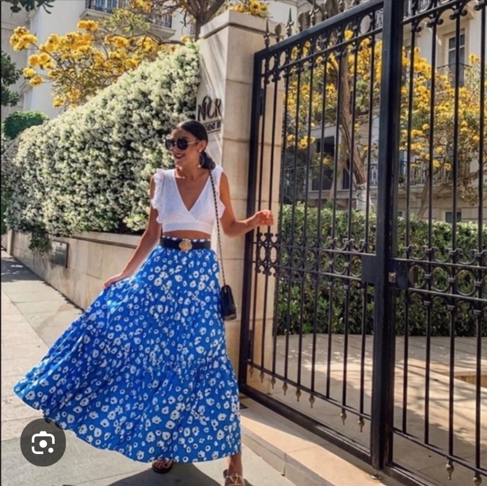 ZARA Tiered White Floral Maxi Skirt Size M/L